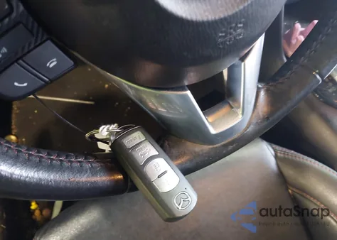 2014 Mazda 3 I Grand Touring z USA, uszkodzony, nr VIN JM1BM1W78E1135963